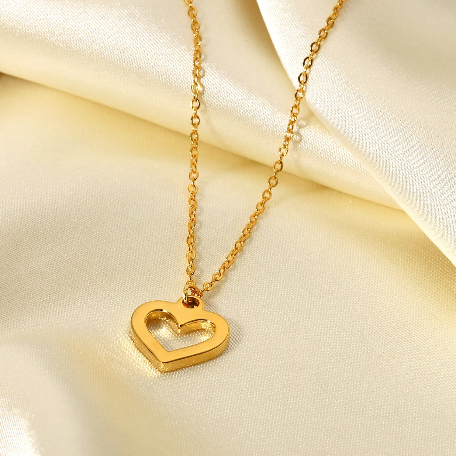 New Arrival 18k Pvd Gold Plated Heart Necklace Stainless Steel Clear ...