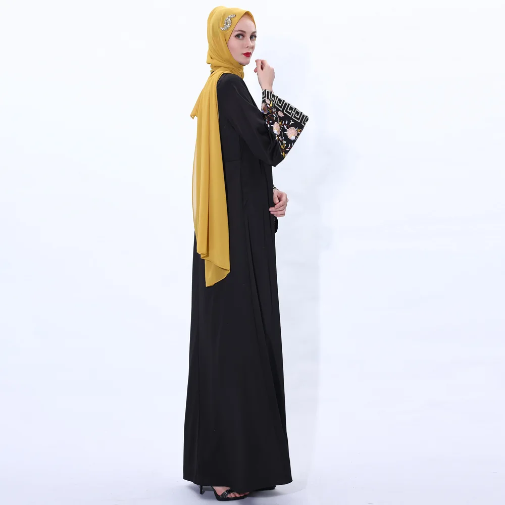 Islamic dress new Design Abaya in Dubai malaysian Arab long sleeve muslim dress  caftan Islamic Clothing   For Women embroidery