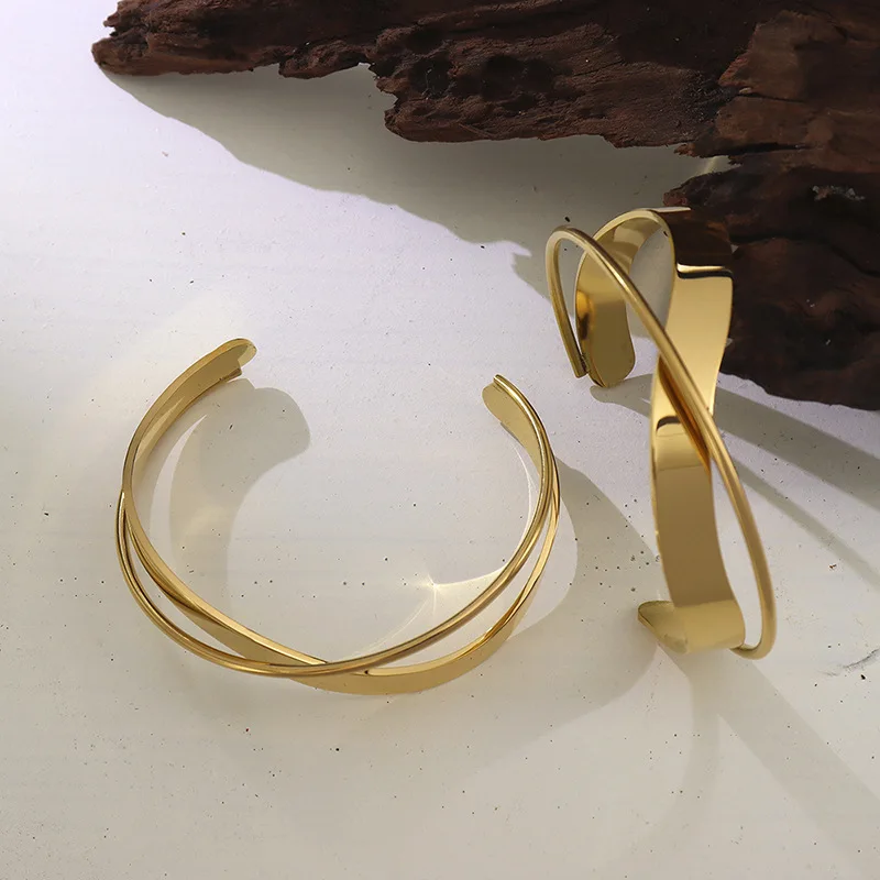 Stainless Steel Open Cuff Bangle Simple Smooth Versatile 18k Gold Plated Cross Open Cuff Welded Bracelet for Women