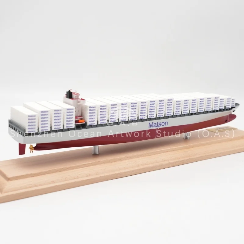 Highly simulated KMTC container ship model with authentic ship structure model and realistic hull of ship model. Carefully crafted with accurate bulbous bow model, restoring real ship details and proportion. Made of premium material with exquisite workmanship, ideal for shipping gifts, exhibitions and teaching models. Customizable logo, color and size. Professional factory product, perfect for logistics, forwarding and shipping enterprises as business gifts and display items.Amber@vesselmodel.com Tel: +86 18038048785