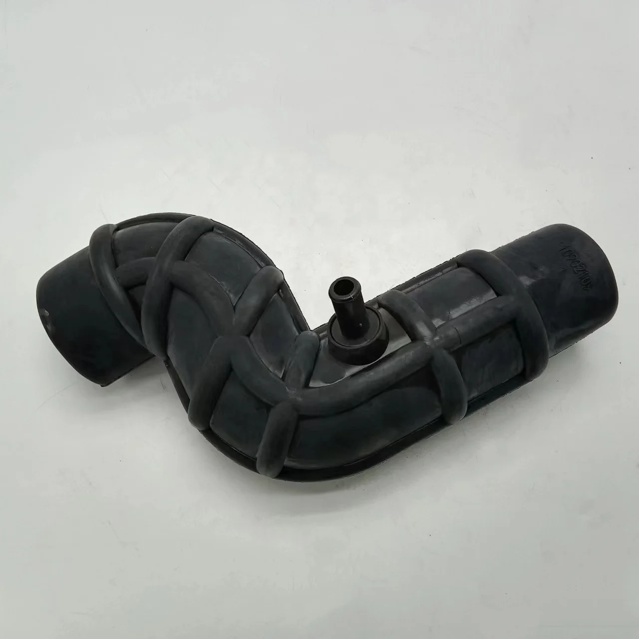 Air filter intake hose 110902109 LUGA AUTO PARTS for JMC KAIYUN 