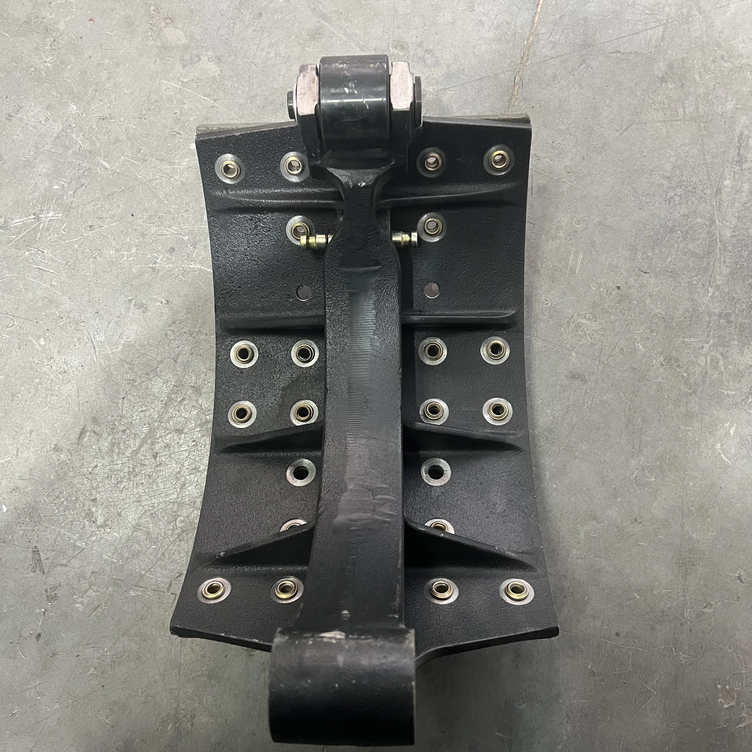 SINOTRUK T7h Rear Axle Brake Pad Assembly WG9761451225