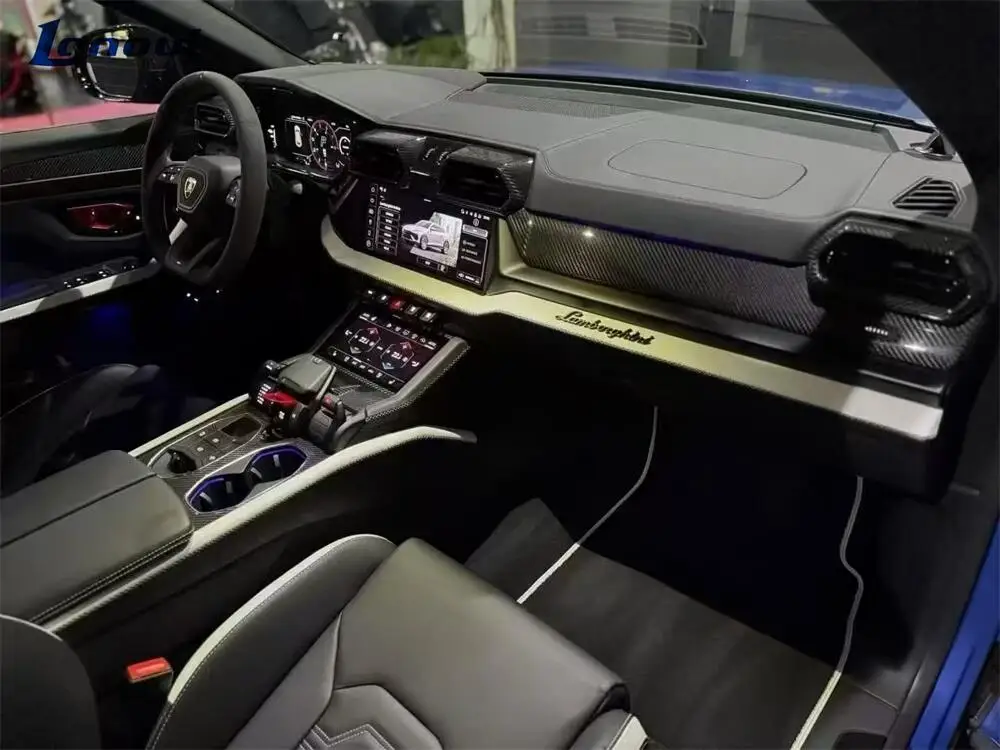 Painel Interno e Aberturas de Ventilação para Lamborghini Urus foto 5