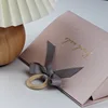 Rose fleur de cerisier-avec anneau en bois