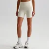 Pantalones Cortos en Beige
