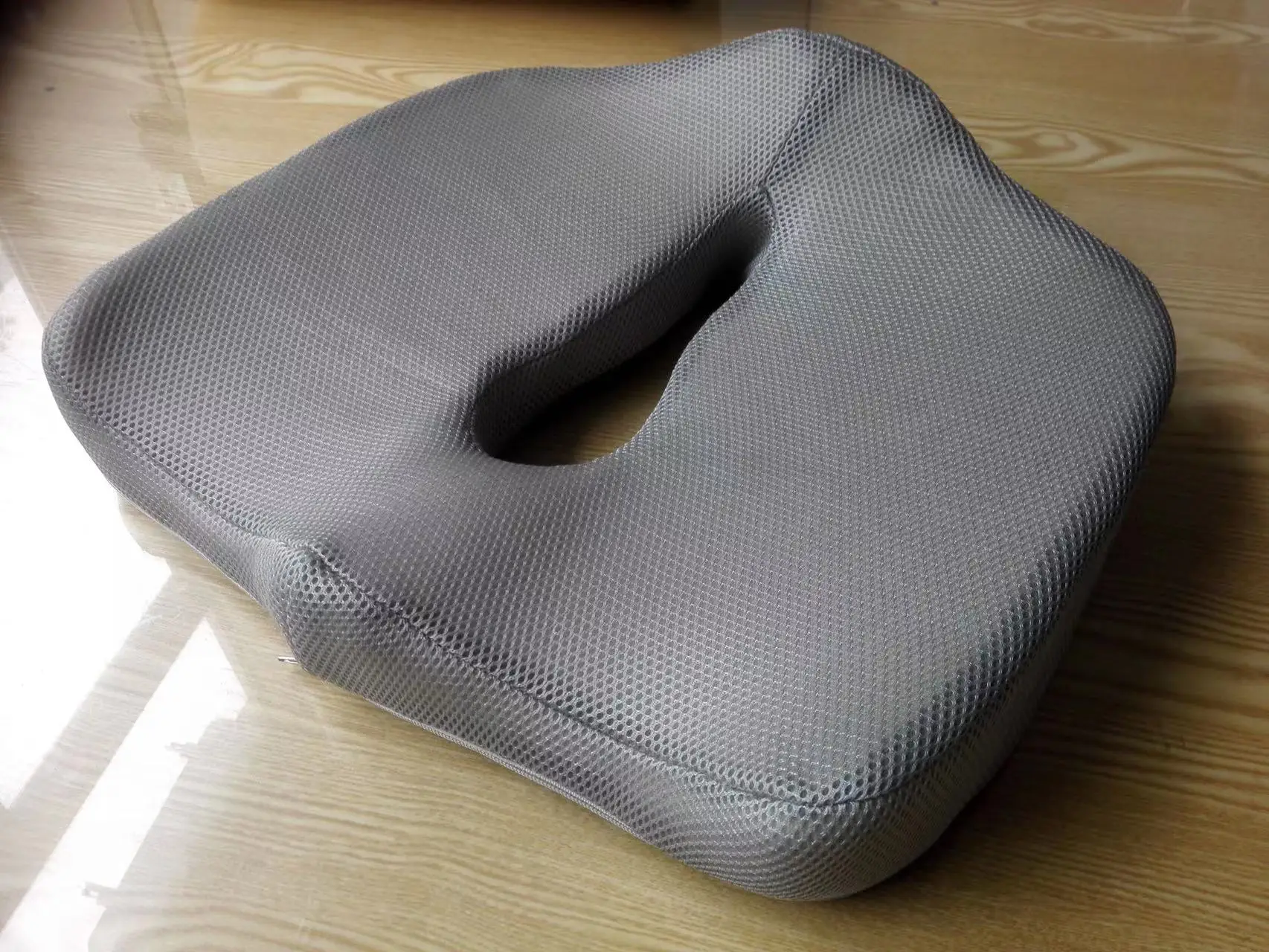 Extra Large Comfort  Infused Flexible Memory Foam Fancy Polyester Car Seat Cushion for Coccyx Tailbone Pain Fits Office Chair
