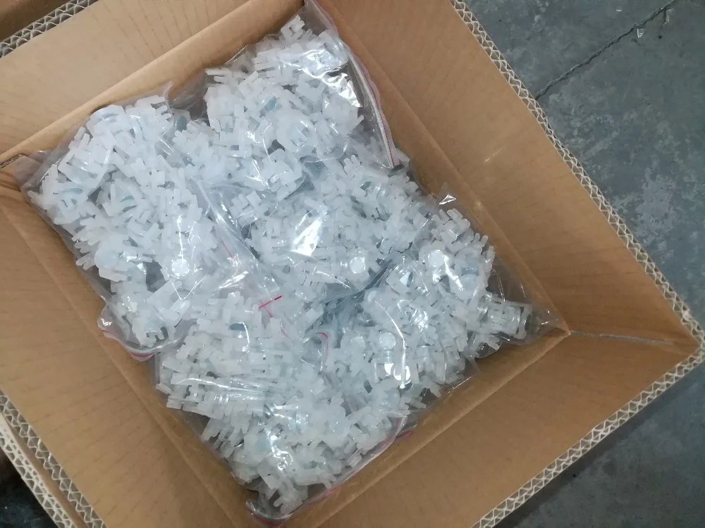 All In One Christmas Light Clip For C7 C9 String Light Mini