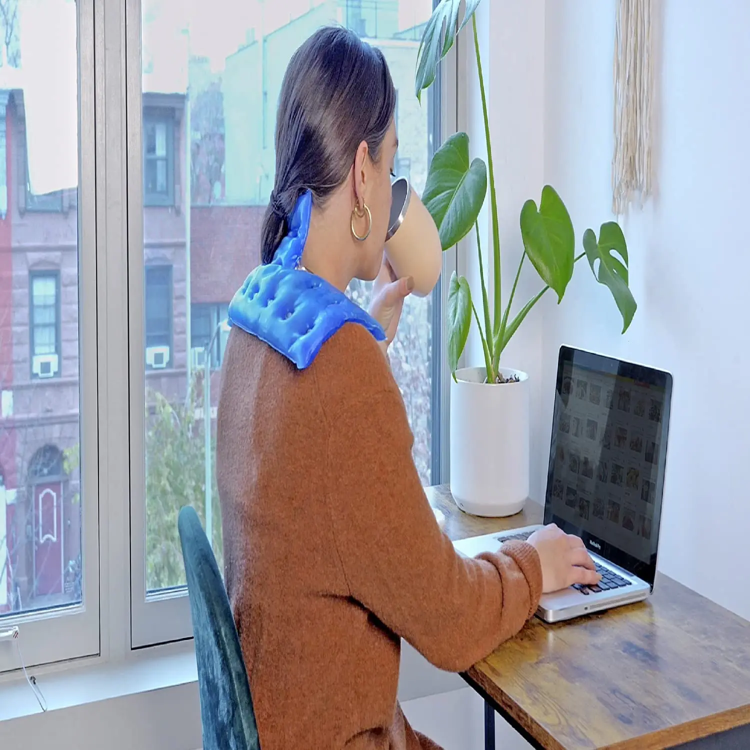 Click It Heat Hot Pack Heat Pad E Shape For Shoulder Neck And Back