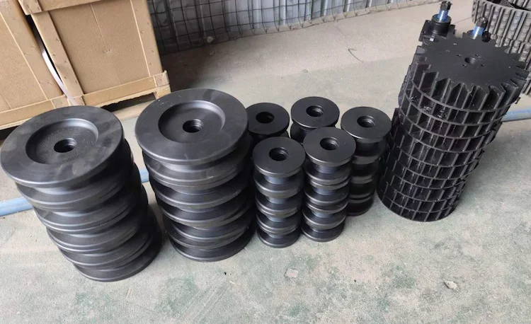 Robot Rubber Track Small Rubber Crawler Sprocket Wheels for Amphibious Tracked Vehicle Rubber Tracked Chassis
