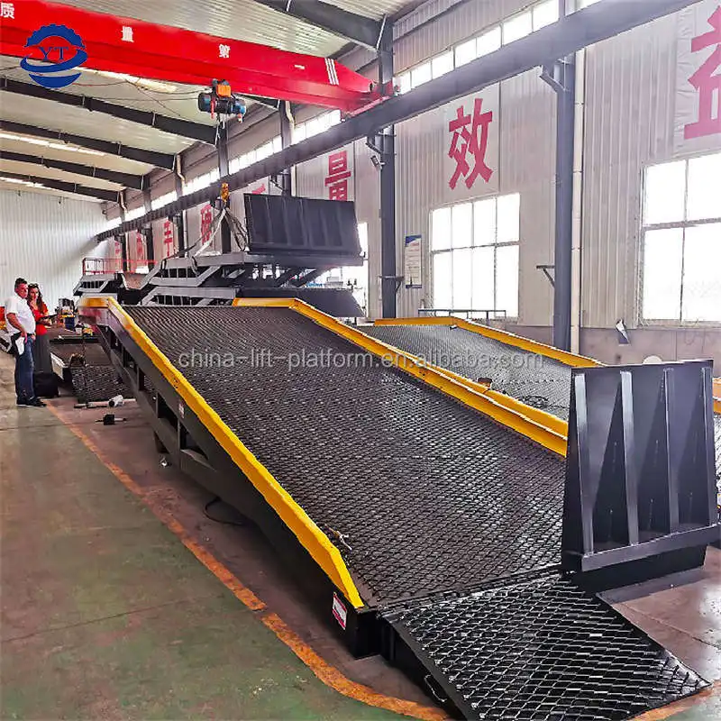 8ton Split Type Mobile Loading Dock Ramp Container Forklift Loading Unloading Ramp Price