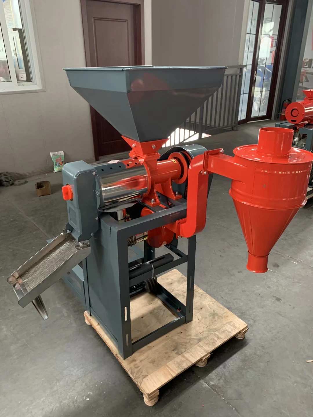 Portable Home Small Scale Rice Mill Machine Combined Grain Hulter Paddy Husk Removing Rice Polisher Corn Peeler Crusher Motor