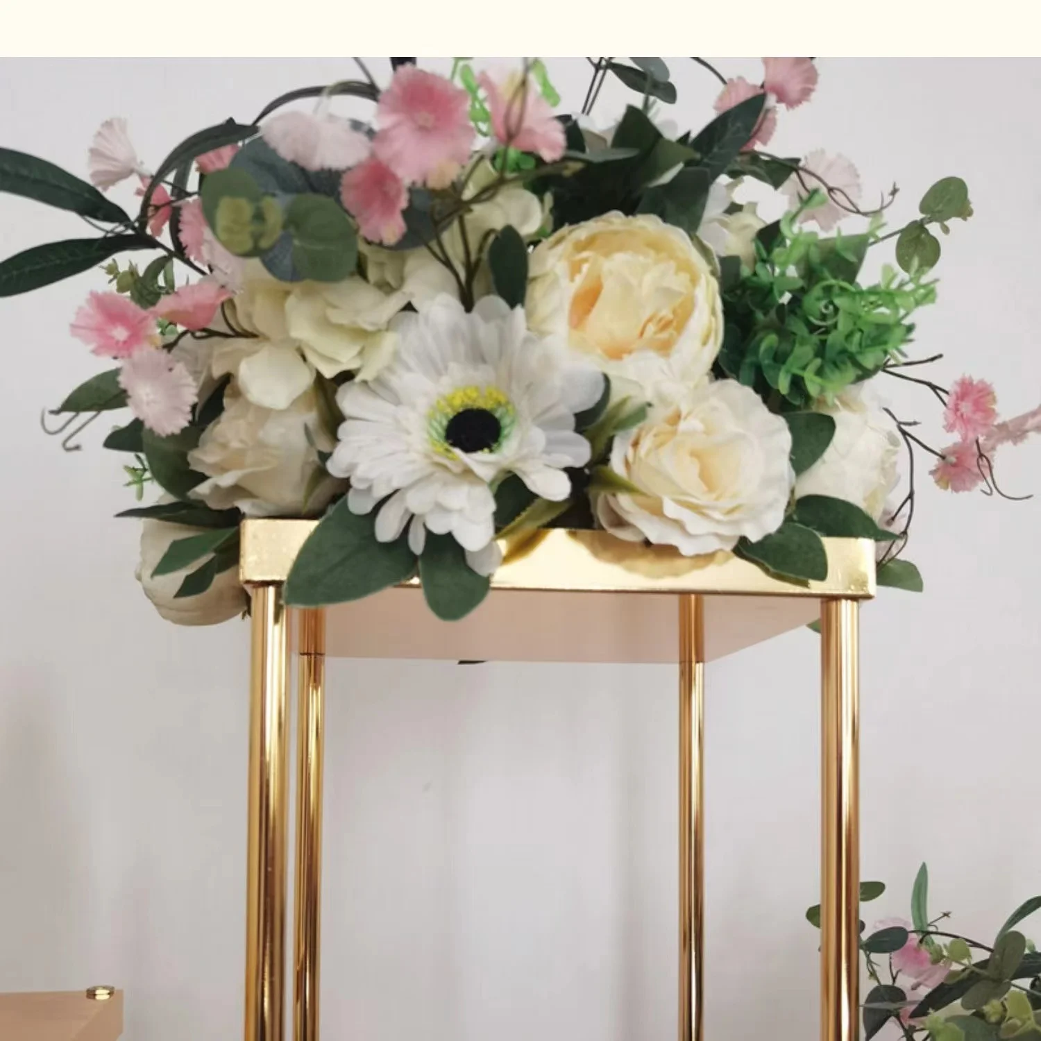 Popular Design Rectangular Gold Centerpieces For Wedding Table