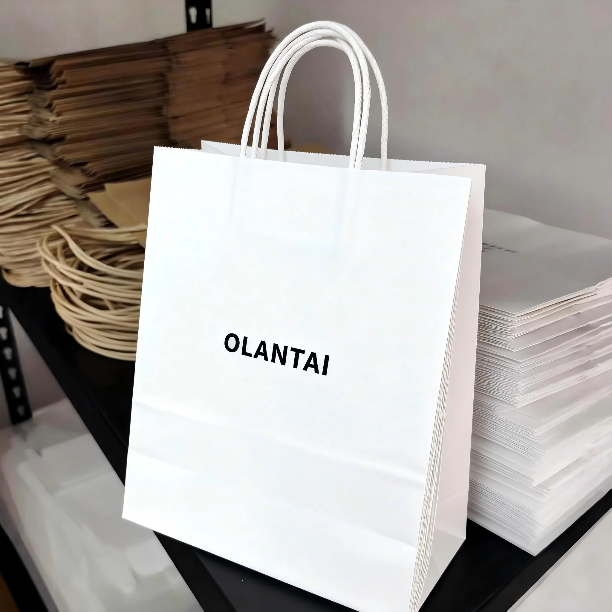 Wholesale Custom Luxury Kraft Paper Bags Brown White Packaging Recyclable Durable Printed Shopping Bag Ribbon Handle Your Own