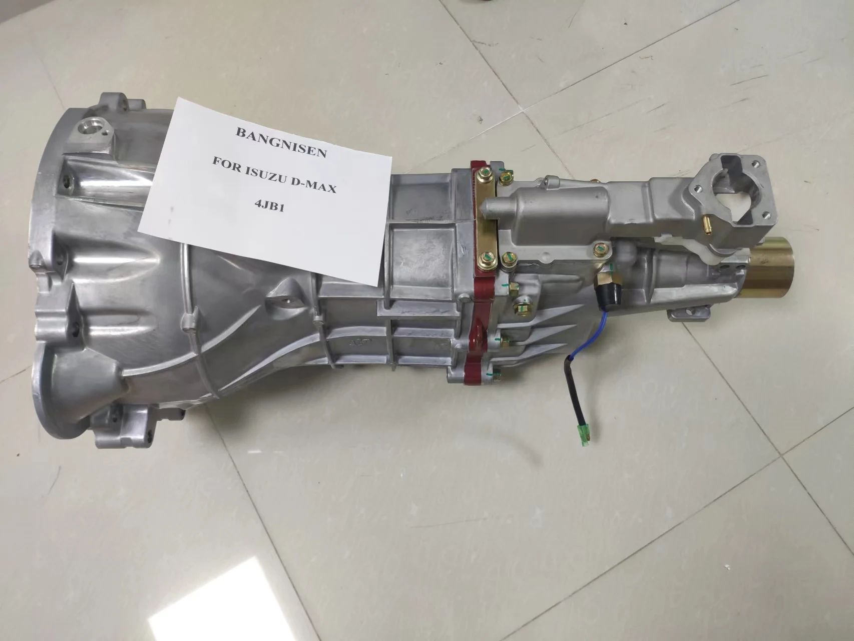 yuman1125様 4つ Wholesale 4JB1 4JA1 Manual Transmission Gearbox for Isuzu D-Max