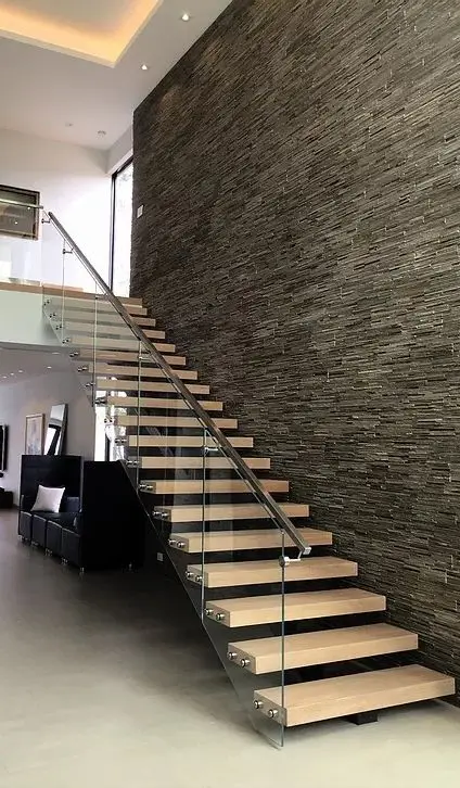 American Modern Standard 12mm Floating Stairs Beam Solid Wood Tread 80mm With LED Light With Standoff Railing Straight Staircase supplier