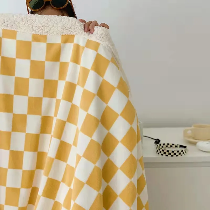 Клетчатое плюшевое одеяло из микрофибры пушистая теплая