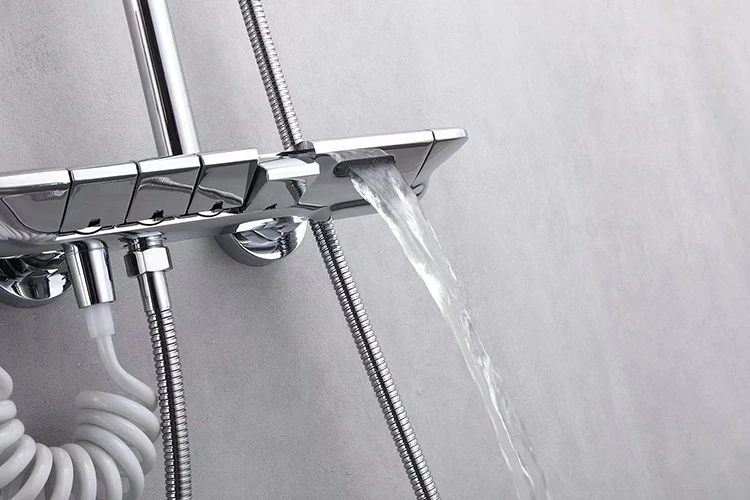 Piano Key Rainfall Juego de columna de ducha termostática Baño