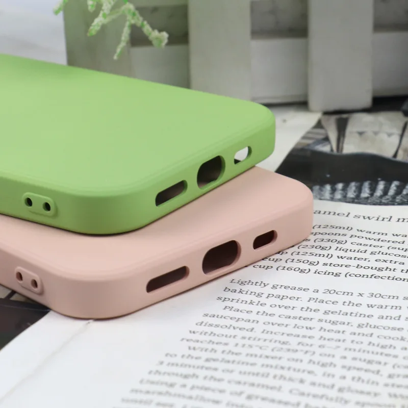 Shop Our Selection of Luxury Phone Cases for Samsung & Iphone Shop Our Selection of Luxury Phone Cases for Samsung & Iphone