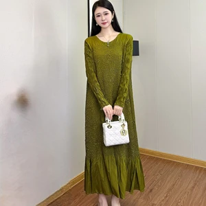 European-style Elegant Plus-size Dress Manufacturer - Wholesale of High-quality Long Pleated Dresses with Heavy Craftsmanship