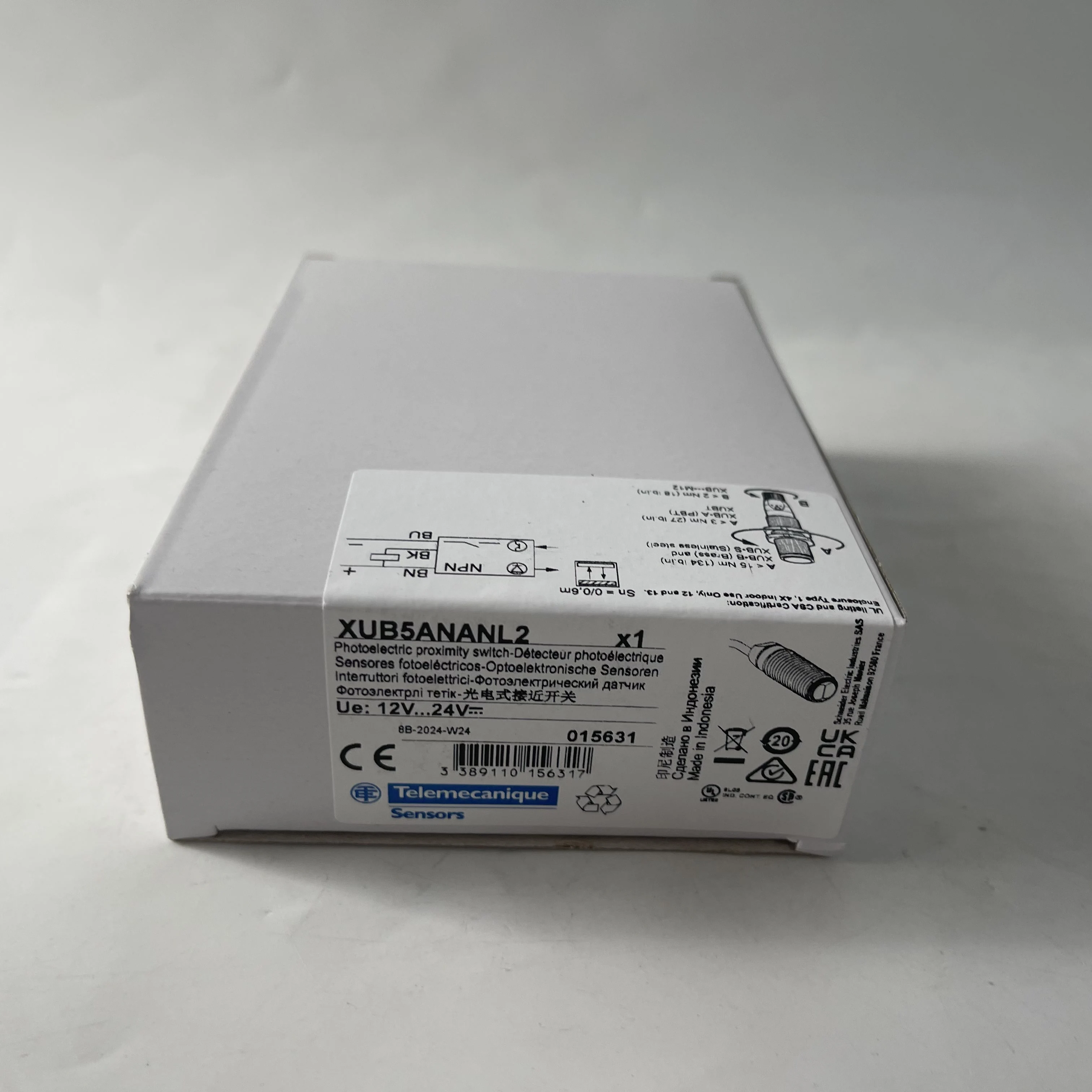 Telemecanique (Schneider) Photoelectric Proximity Switch XUB5ANANL2 Telemecanique (Schneider) Photoelectric Proximity Switch XUB5ANANL2