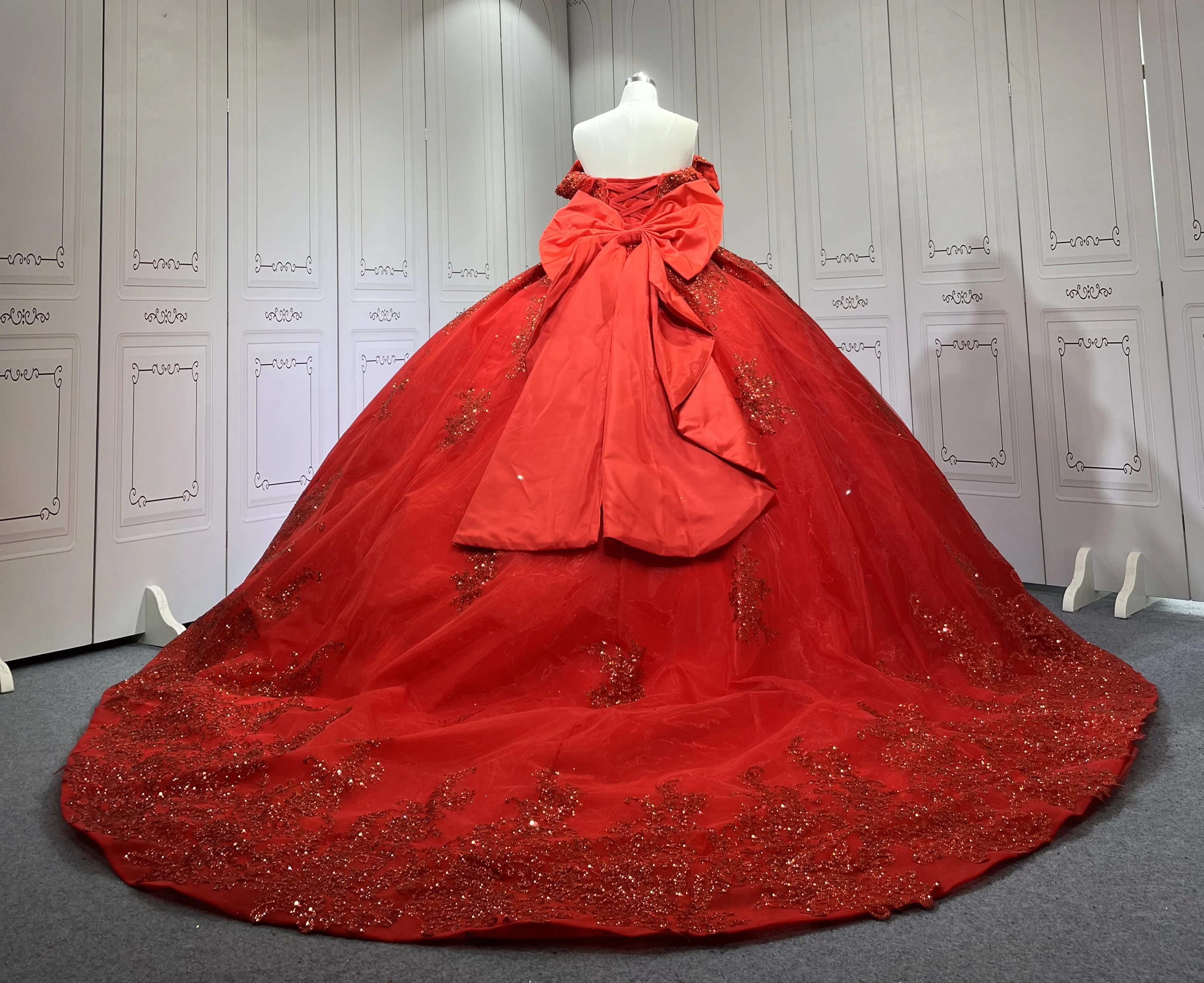 red 15 dresses for quinceaneras Off Shoulder Tulle Beaded Ruffles Ball Gown Red Quinceanera Dresses fo Hebebridal