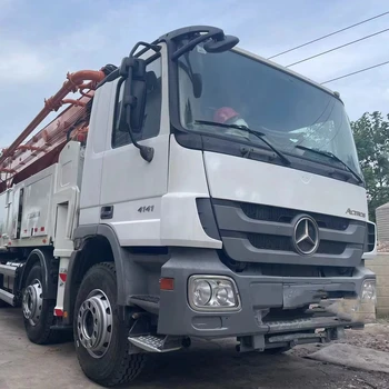 2014 Zooomlion 52m Used Concrete Pump Truck Construction Machine Truck Mounted Concrete Pump Truck