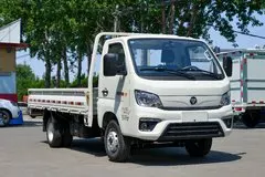 Small China 3 Tons FOTON 4x2 diesel  Light Cargo Truck