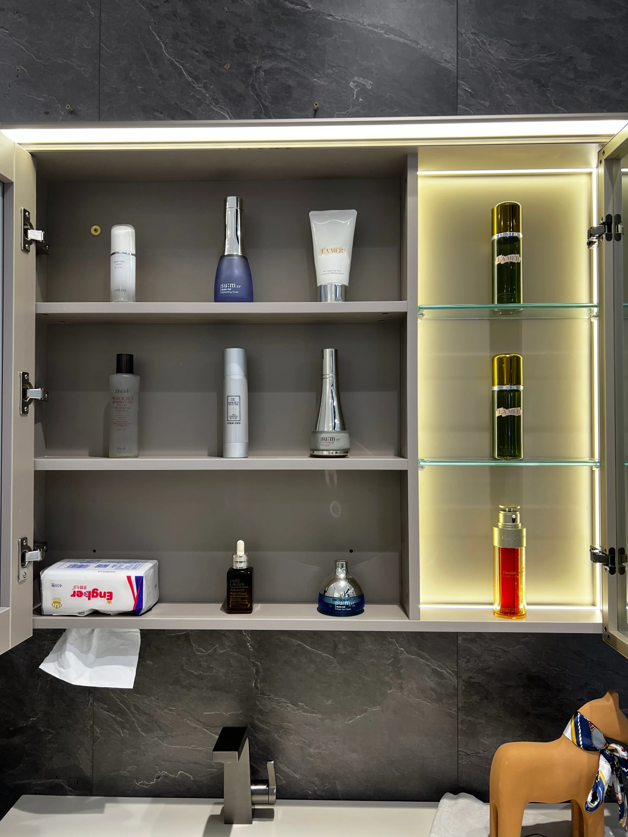 2025 Modern Simple Wooden Rock Plate Bathroom Vanity LED Smart Mirror Bedroom Dressing Makeup Cabinet Rock Plate LED Smart