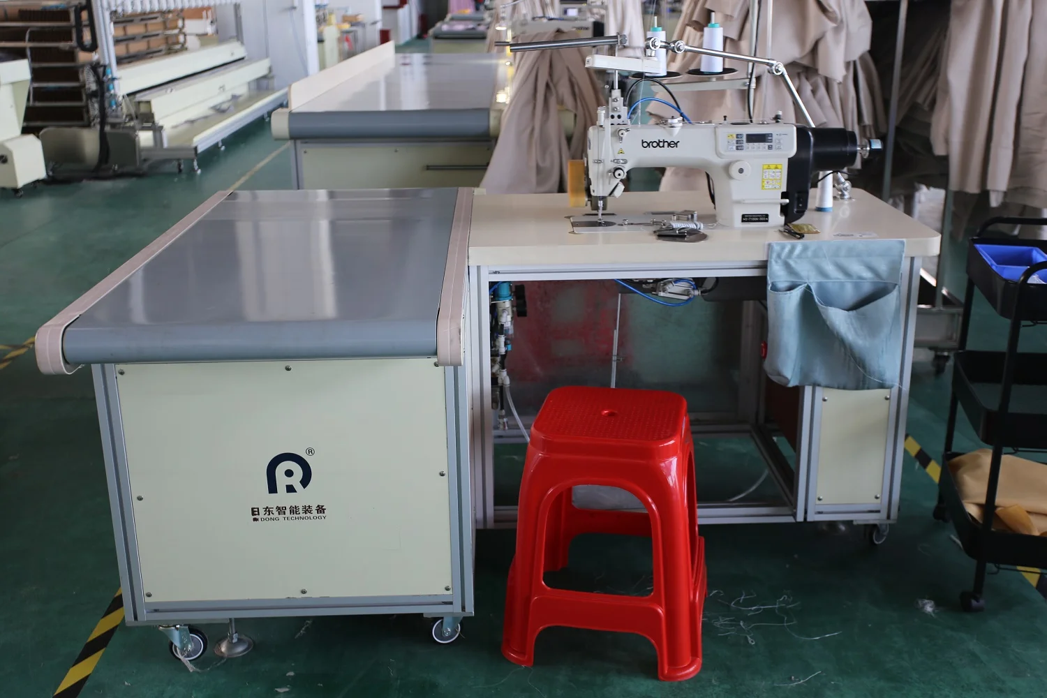 Automatic Curtain Fabric Hemming Sewing Machine Hemming Machine Industrial Curtain Sewing