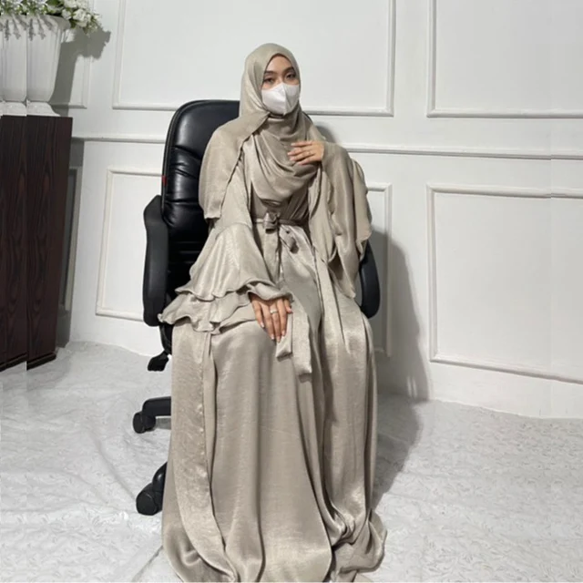 Wholesale Ramadan Eid Dubai Turkish Elegant Modest Custom Women Muslim Dress Abaya Trumpet Sleeve Kaftan Satin Abaya 2 Piece Set