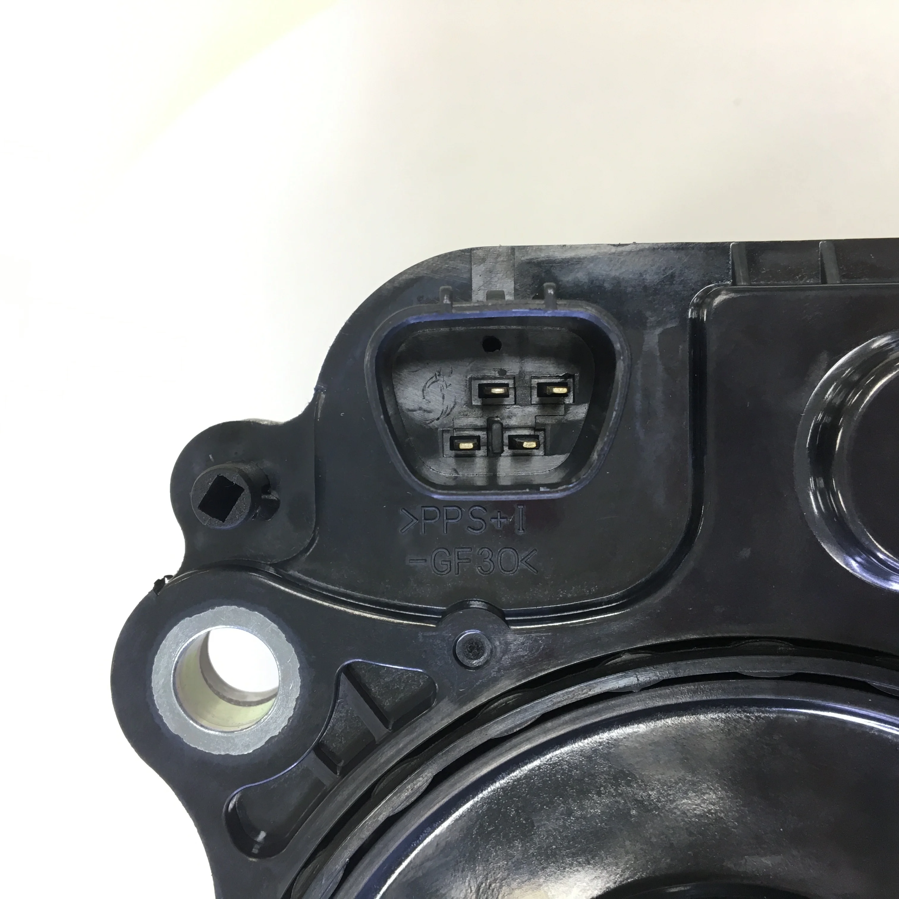 Toyota Genuine 161A0-29015 Water Pump For Prius Prius CV + Electric