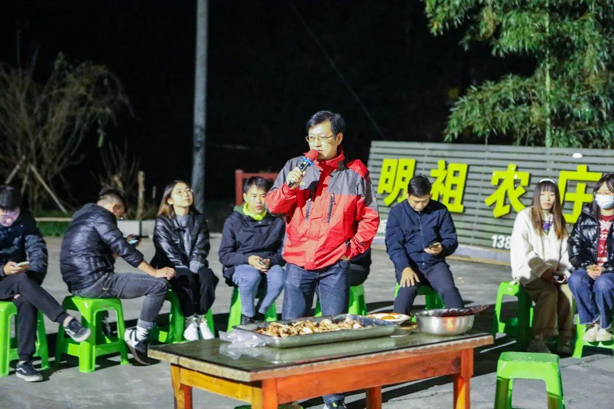 Ningbo Homecrest Imp.& Exp. Co., Ltd. 2