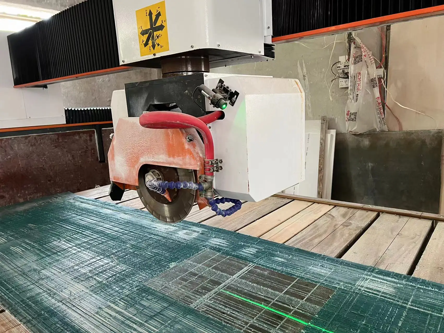 Cnc 4 5 Axis Granite Bridge Saw CNC Router 3D Stone Cutting Granite Engraving Machine for Kitchen Sink and Edge Produce
