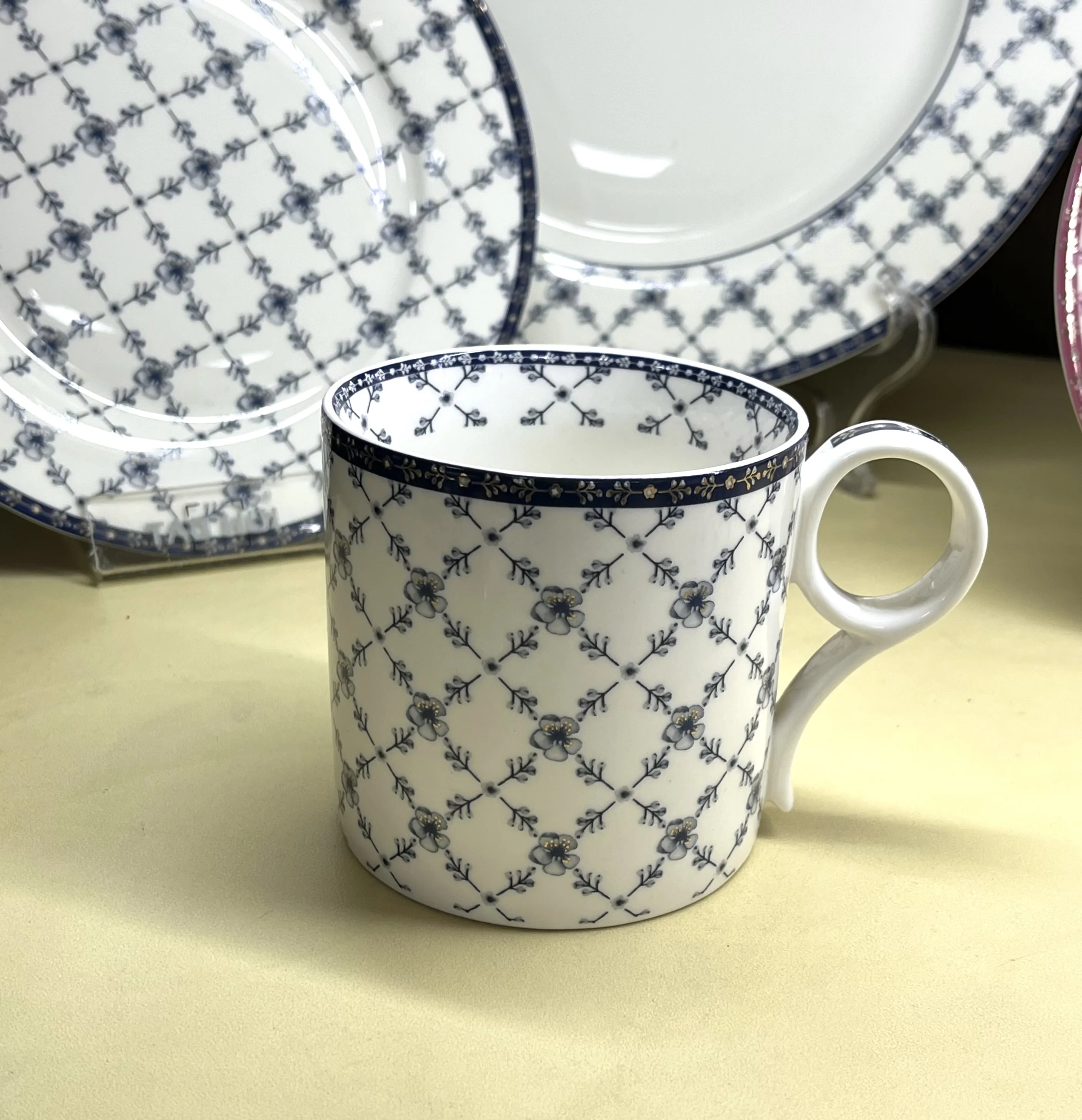 Luxury plaid flower series mugs for women afternoon tea commercial gifts for Mother's Day 380ML coffee cup