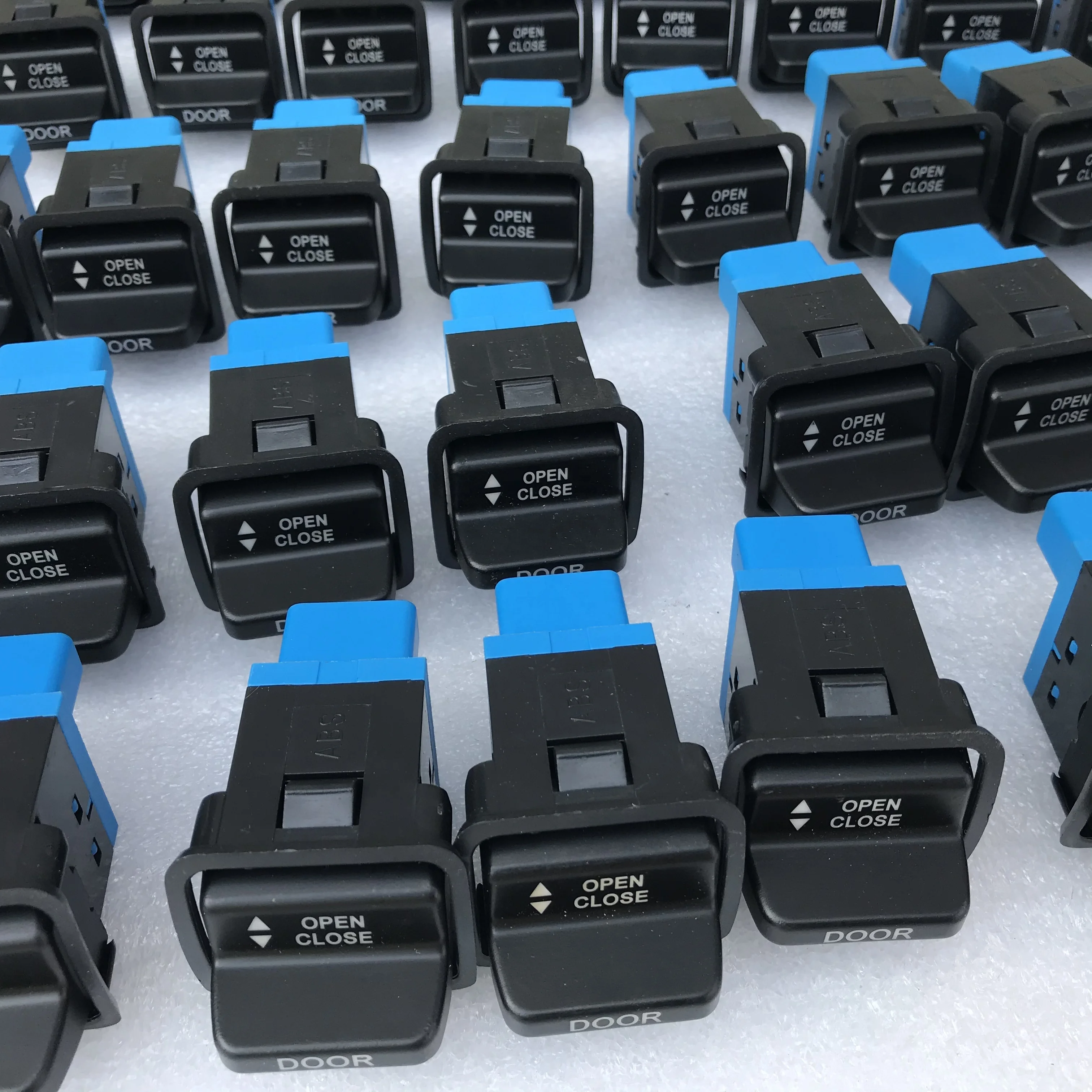トヨタ 純正 コースター リミット スイッチ トヨタ 純正 コースター リミット スイッチ トヨタが「コースター」を