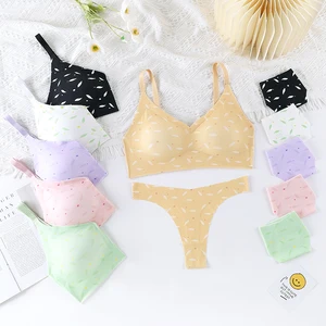 OEM Factory Outlet New High-quality Wire Free Ice Silk Bra Set Women's Thong Set Sexy Seamless Breathable 3/4 Cup Comfortable