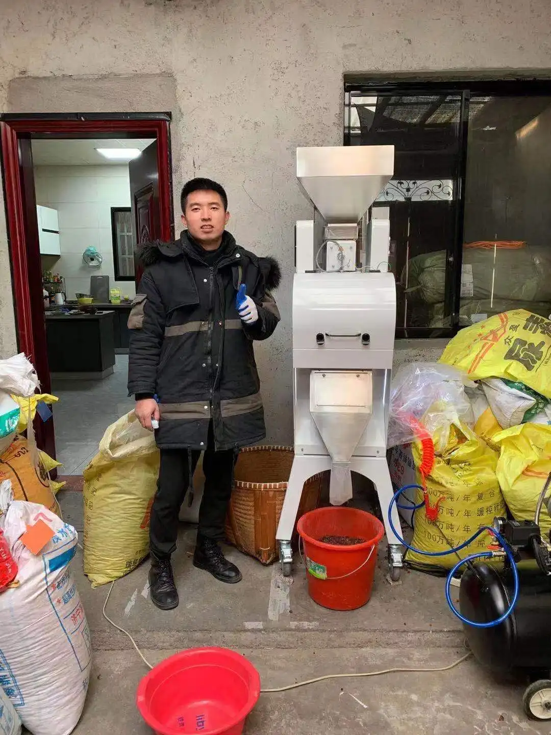 Mini 32 Coffee Bean Color Sorting Machine Q32 Model Coffee Bean Color Sorter RGB CCD Optical Sorter