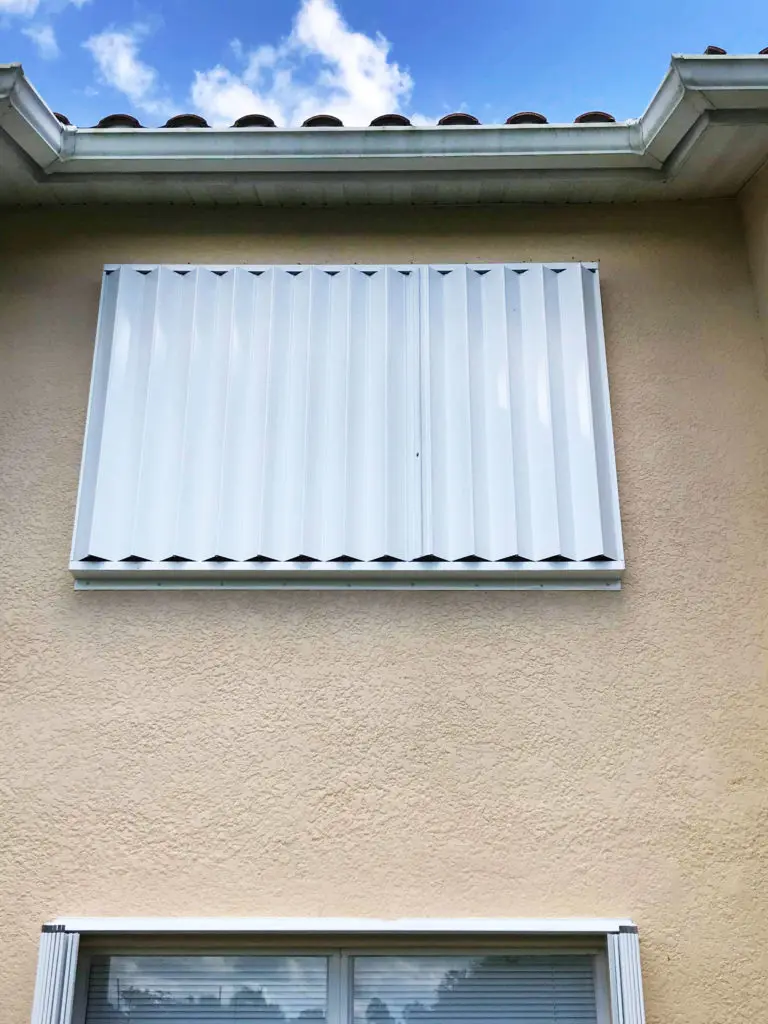 TOMA Hurricane Shutter Aluminium Accordion Blinds Outdoor Rolling Shutter Heavy Duty Shutter for Typhoon