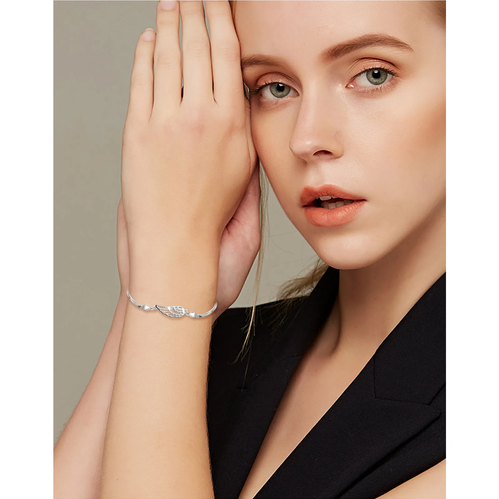 Women Silver Angel Wings Bracelet 925 Sterling Silver Adjustable Chain Diamond White Gold Plated