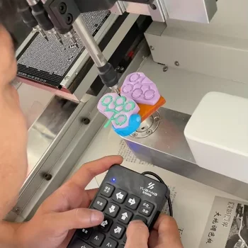 CNC Diamond Setting Machine for Jewelry Production - Crystal/ Rhinestone Precision Jewelry Inlay Tool