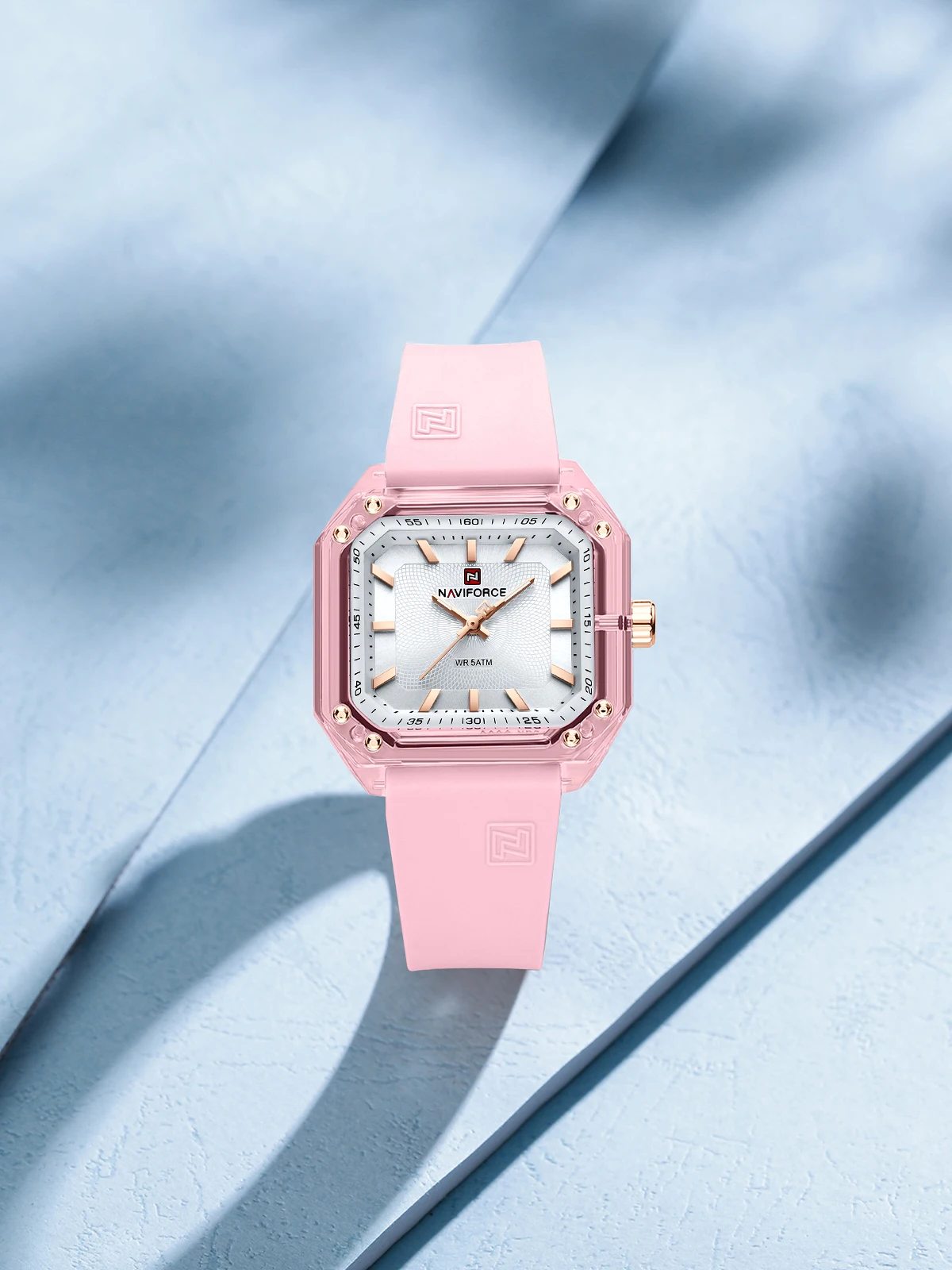 NAVIFORCE 7106 Ladies Watch Quartz Wristwatch Square Dial Sports Silicone Strap Luminous Waterproof 50M Womens Watch