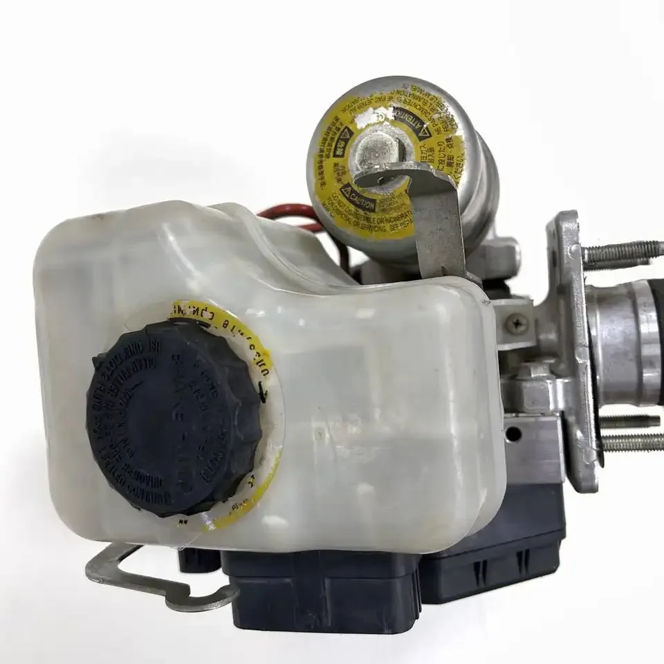 ABS Brake Master Cylinder Booster ASSY for Toyota 47050-60411