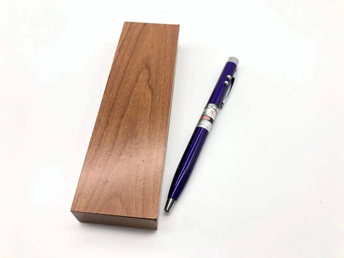 Hb19f1b0dcfc84e00876bd2903d4781d1E