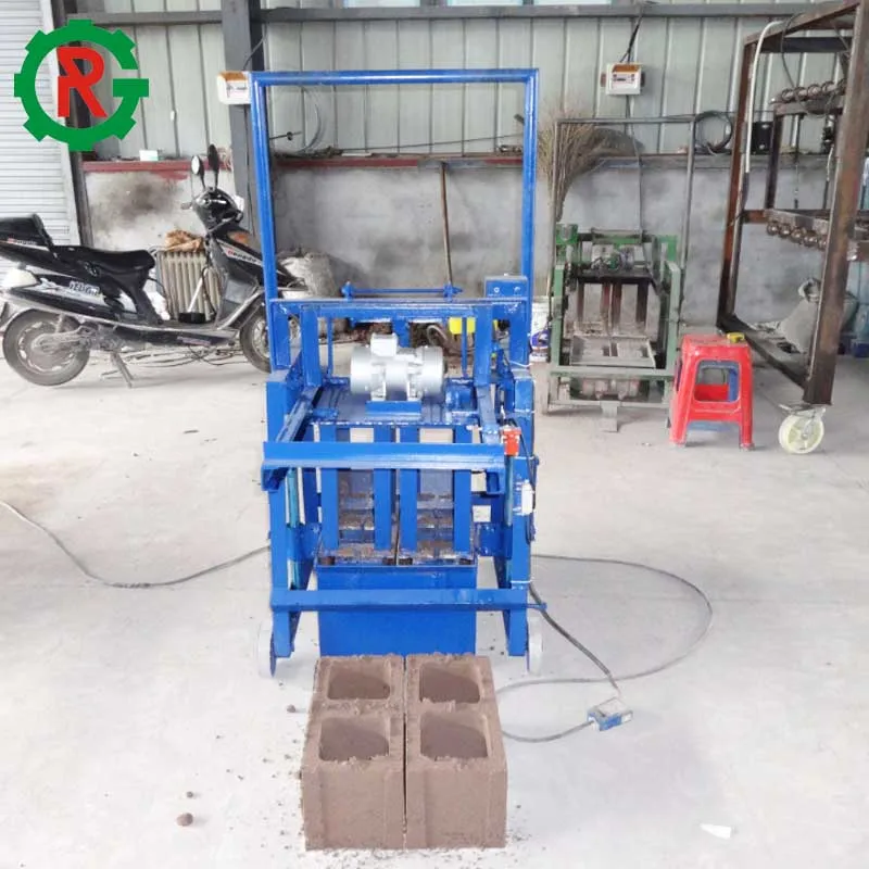 Машина для производства кирпичей из глины