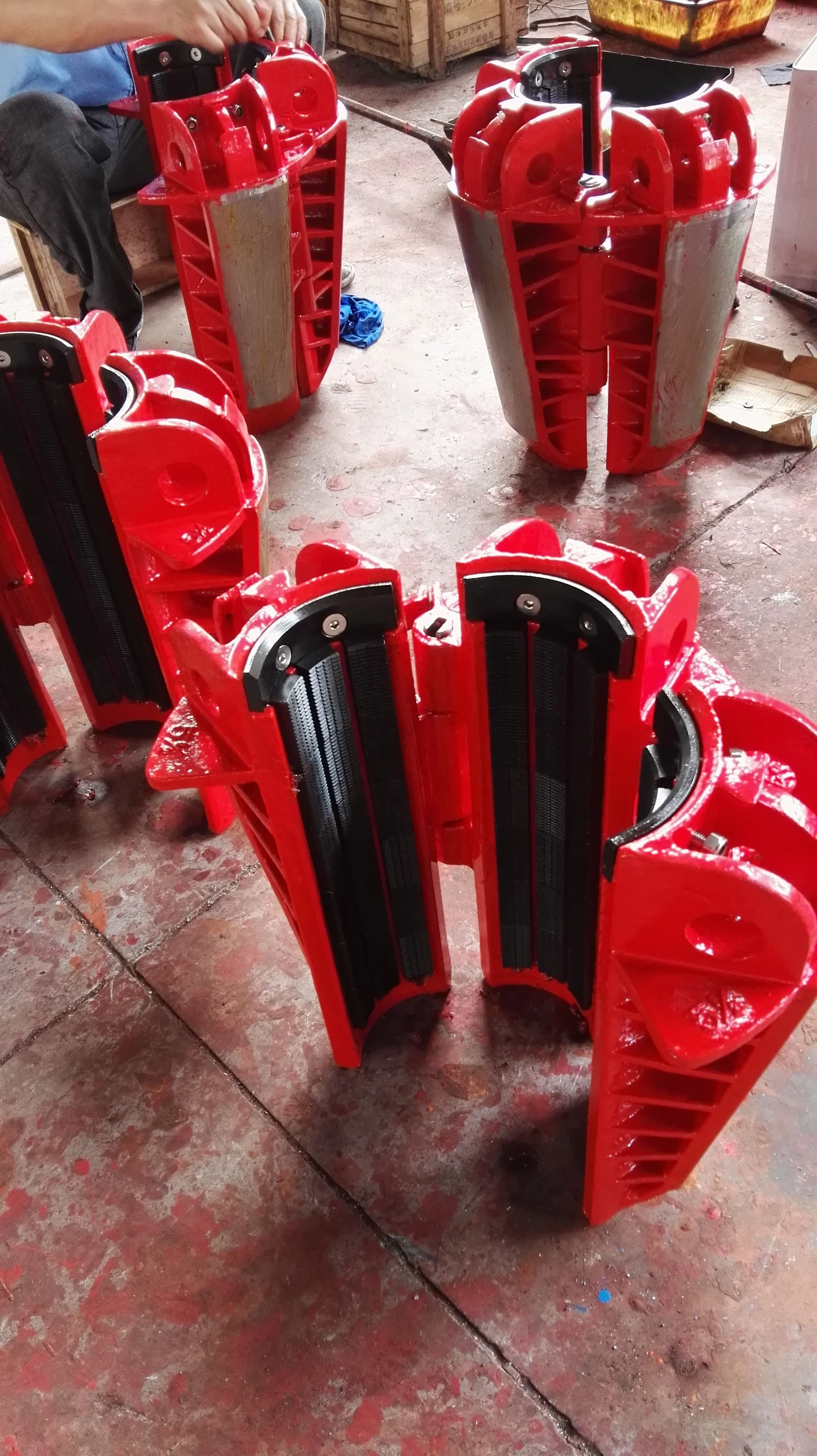 High Quality API 7K SDS SDML SDXL Drill Collar Slips Rotary Slips for Oil Drilling Rig Tools Drill Pipe slip Dies