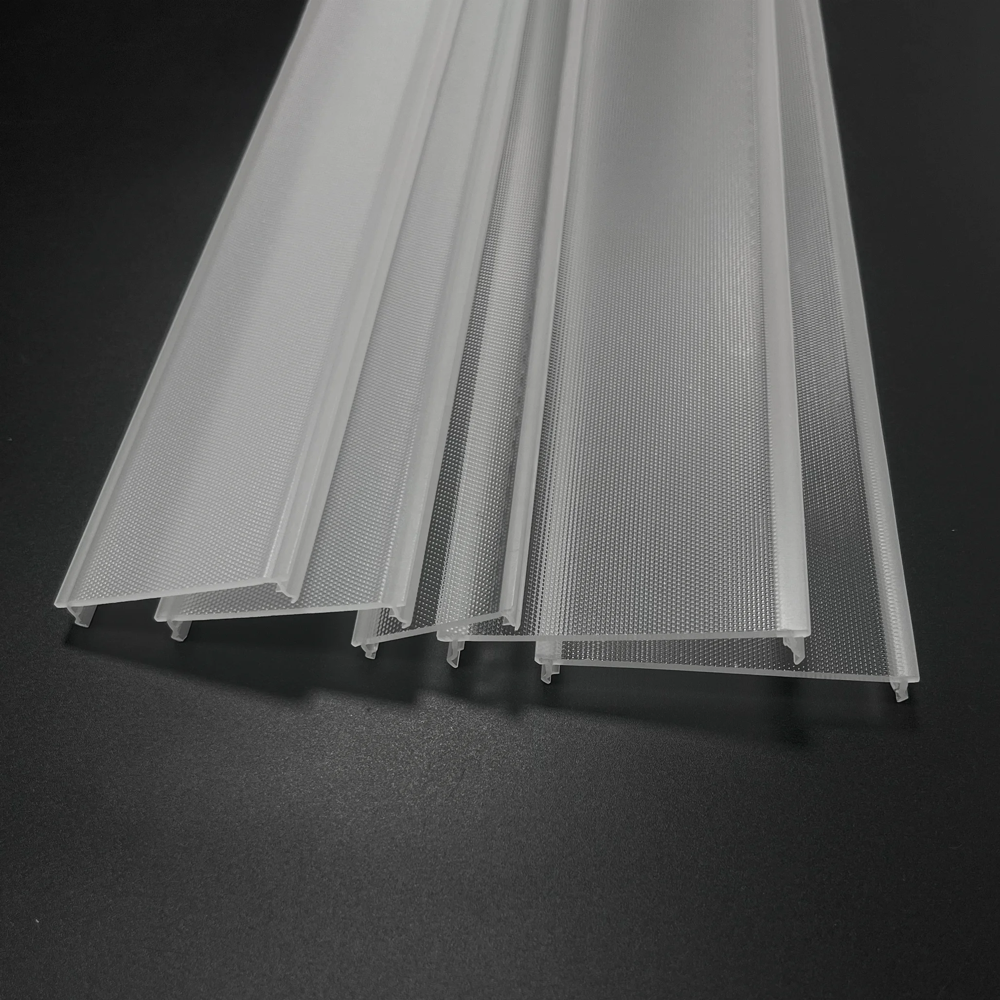 Bming PMMA Acrylic Micro Prismatic Diffuser Led Embossed Linear Light Cover Anti-glare