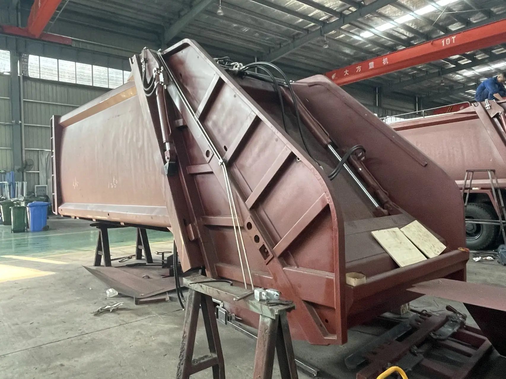 Верхняя часть грузовика для уплотнения мусора 4-25 куб. М