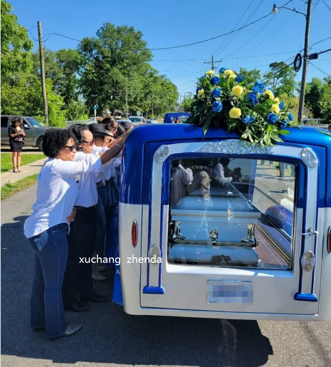 Customized Royal Vintage Funeral Hearse Car / Funeral Equipment