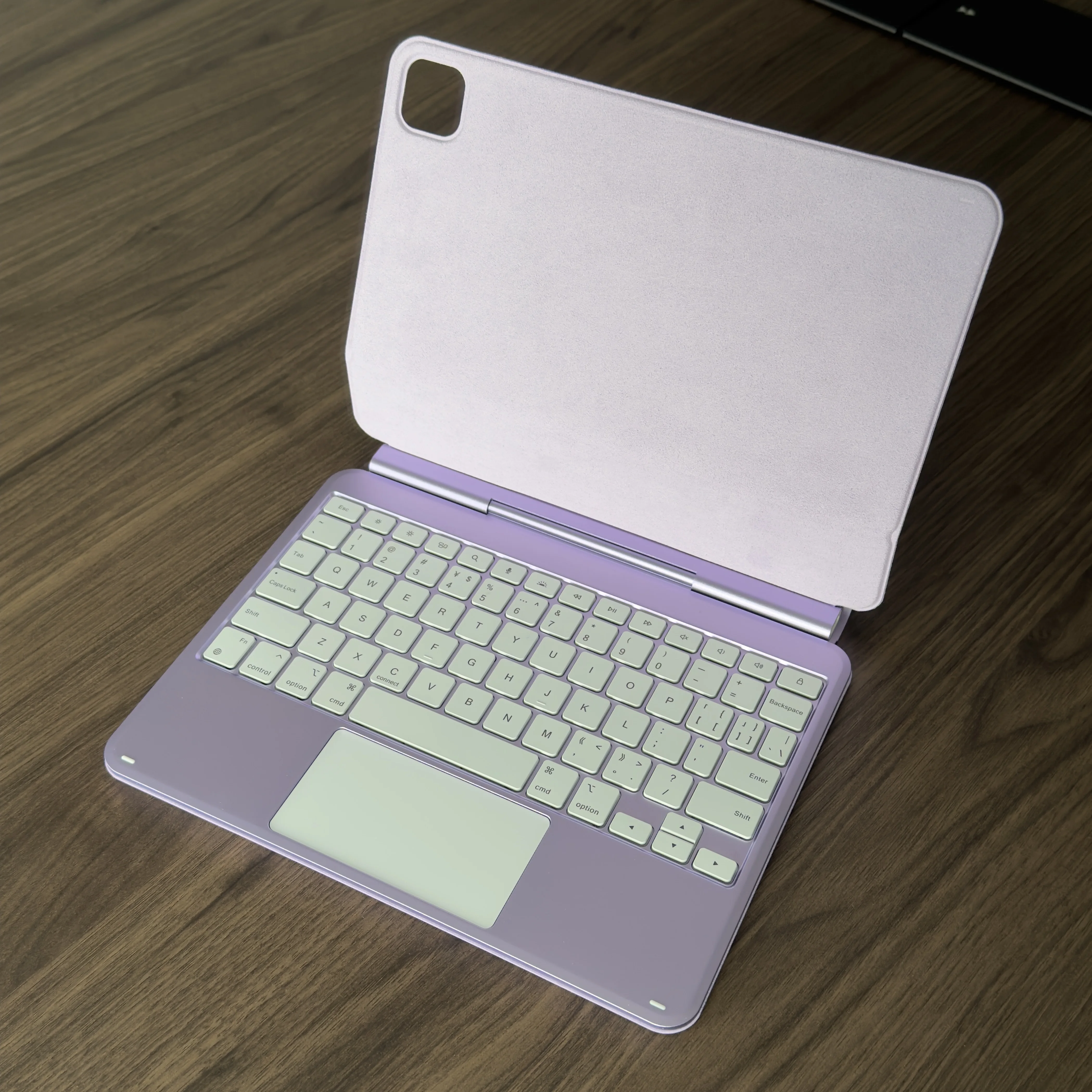 Hot Selling Metal Floating Magnetic Keyboard Smooth Trackpad Comfortable Typing Scissor Switch Wireless Cover for iPad Air Pro