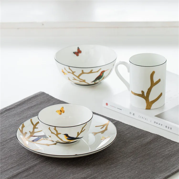 Western Eastern Tableware Custom French Plate Set Exquisite Luxury Bone China Dinner Sets with Gold